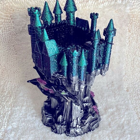Bath and Body Works Maleficent Dragon Castle Candle Holder - Picture 1 of 5